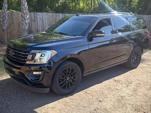 Black 2019 Ford Expedition Limited