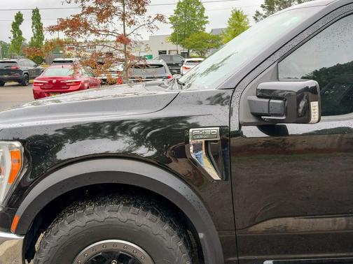 Black 2021 Ford F-150 Lariat
