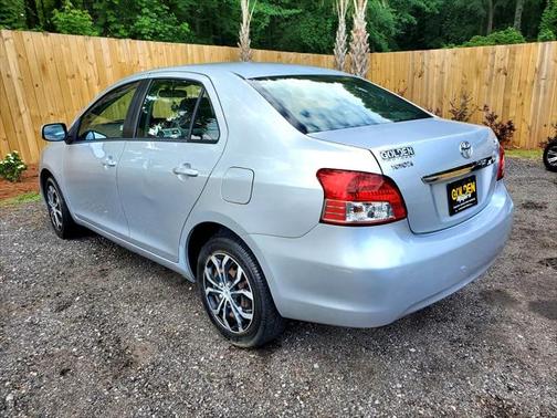 2009 Toyota Yaris S