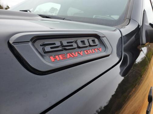 2019 RAM 2500 Laramie Diesel 4x4 Crew Cab Lev 2 BlackOut Package