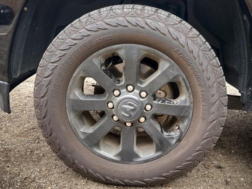 2019 RAM 2500 Laramie Diesel 4x4 Crew Cab Lev 2 BlackOut Package