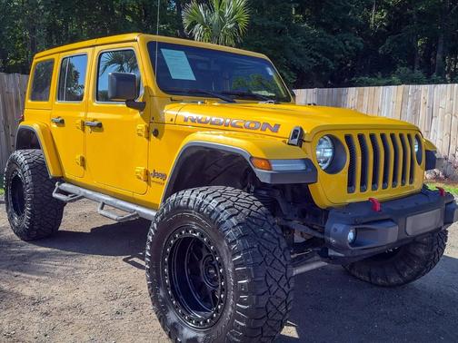 Yellow 2019 Jeep Wrangler Unlimited Rubicon
