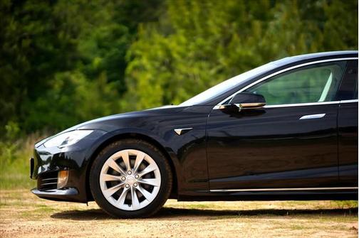 2018 Tesla Model S 75D