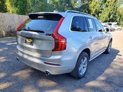 2019 Volvo XC90 T5 Momentum