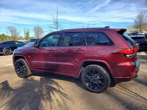 2019 Jeep Grand Cherokee Altitude