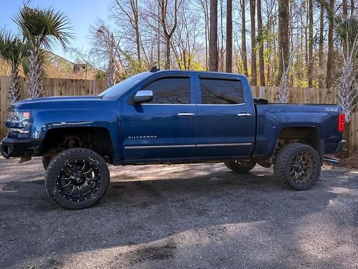 2017 Chevrolet Silverado 1500 LTZ