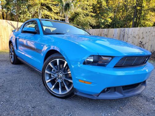 2011 Ford Mustang GT Premium