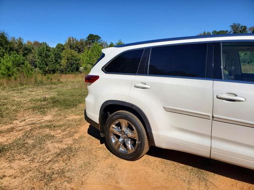 2019 Toyota Highlander Limited Platinum