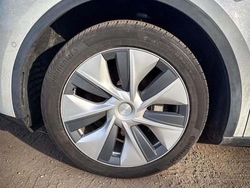 2021 Tesla Model Y Long Range AWD