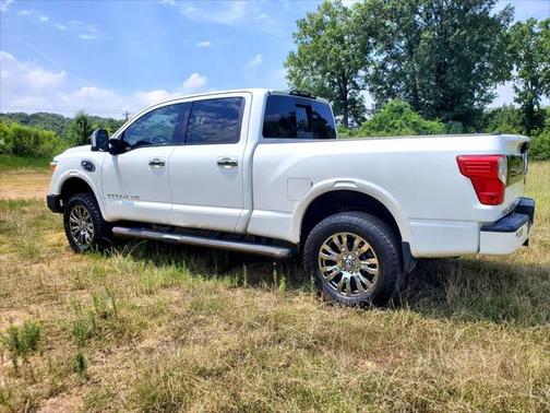 2017 Nissan Titan XD Platinum Reserve