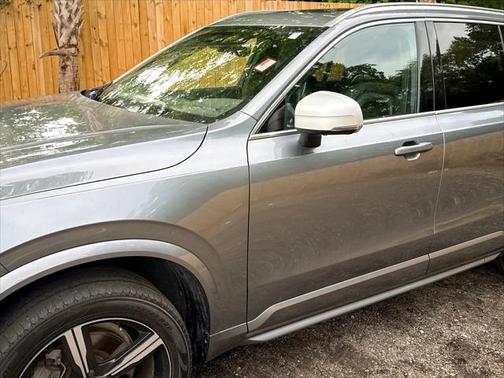 2017 Volvo XC90 T6 R-Design