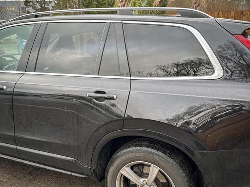 2016 Volvo XC90 T5 Momentum