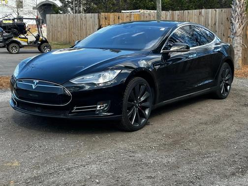2015 Tesla Model S 85D