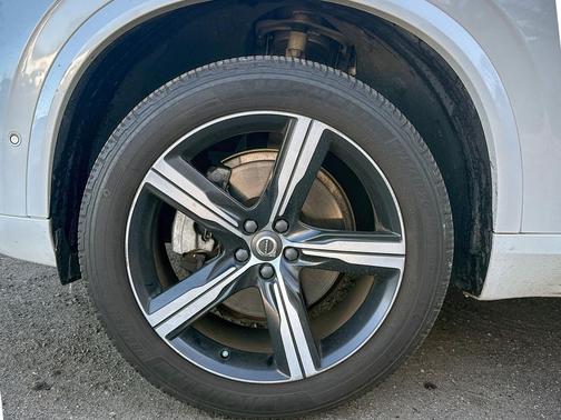 2016 Volvo XC90 T6 R-Design