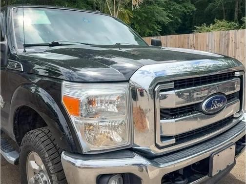 Black 2016 Ford F-350 Platinum