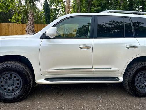 2011 Lexus LX 570 Base