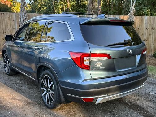 2021 Honda Pilot Touring 8-Passenger