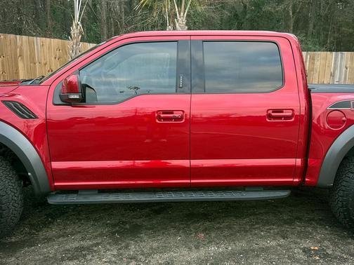 2020 Ford F-150 Raptor 4WD SuperCrew Box