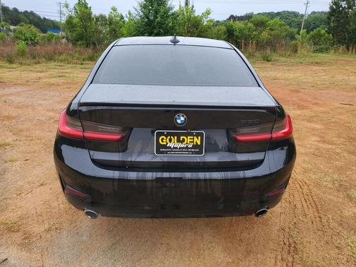 Black 2019 BMW 330 i