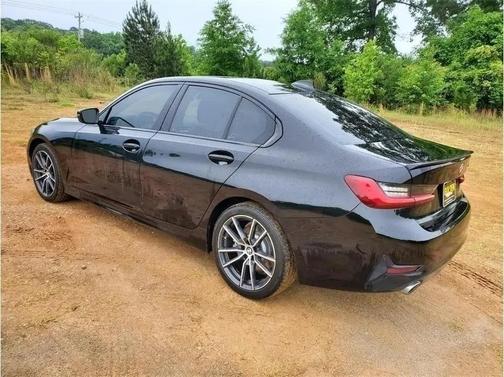 Black 2019 BMW 330 i
