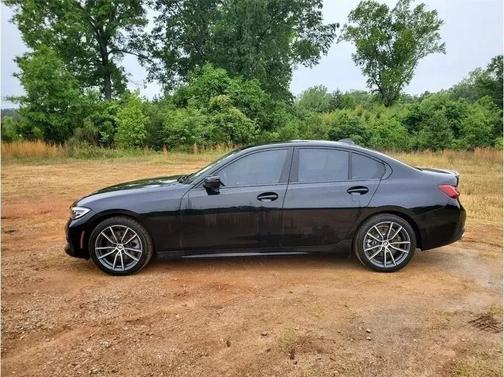 Black 2019 BMW 330 i