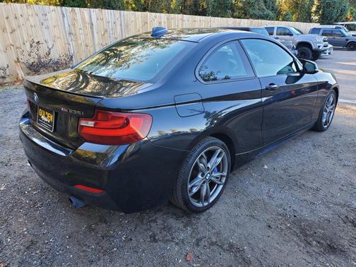 2016 BMW M235 i