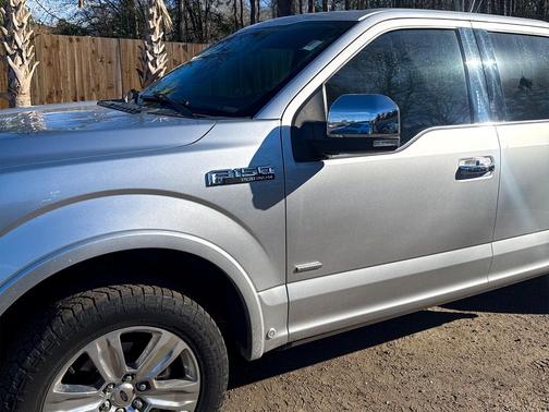 2017 Ford F-150 Platinum