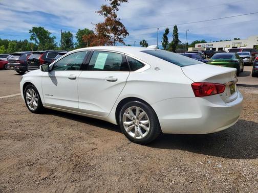 White 2018 Chevrolet Impala 1LT