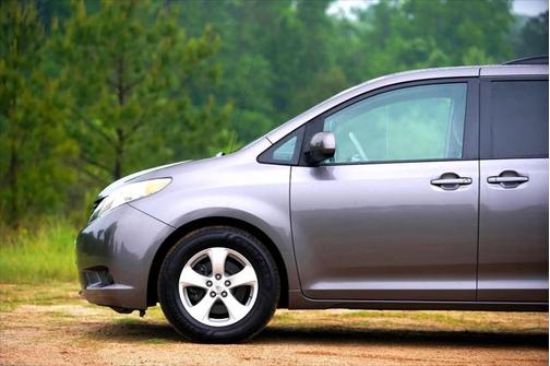 2014 Toyota Sienna LE