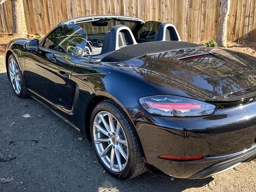2017 Porsche 718 Boxster Roadster
