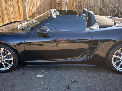 2017 Porsche 718 Boxster Roadster