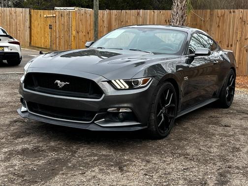 2017 Ford Mustang GT Premium