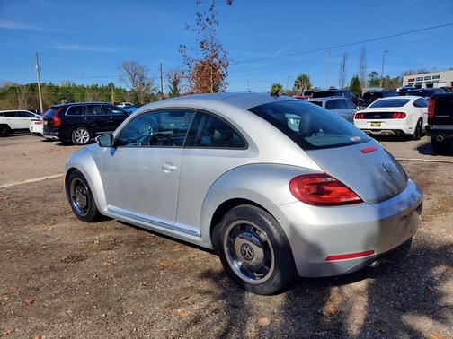 2012 Volkswagen Beetle 2.5L