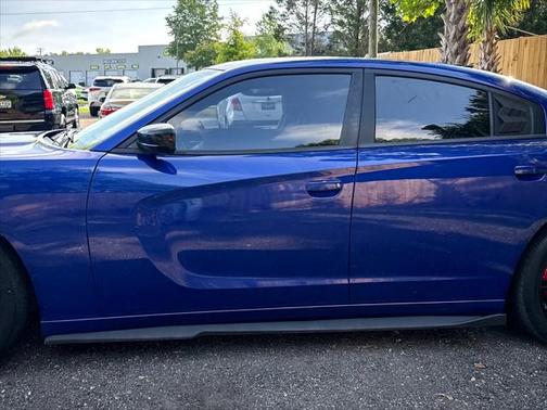2018 Dodge Charger SXT