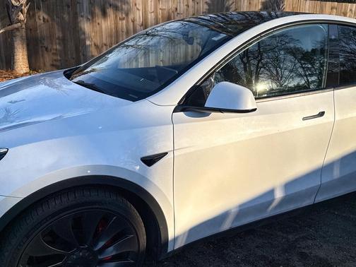 2022 Tesla Model Y Performance AWD