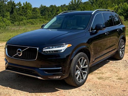 2019 Volvo XC90 T6 Momentum