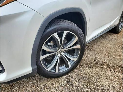 White 2018 Lexus RX 350 Base