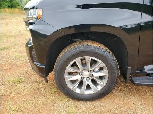 Black 2019 Chevrolet Silverado 1500 High Country