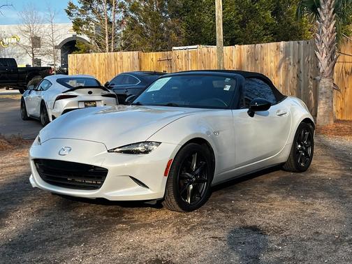 2017 Mazda MX-5 Miata Club