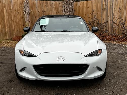 2017 Mazda MX-5 Miata Club
