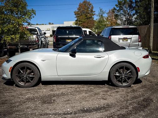 2017 Mazda MX-5 Miata Club