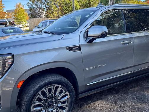 2023 GMC Yukon XL Denali Ultimate