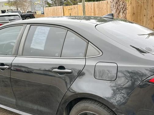 Black 2020 Toyota Corolla LE