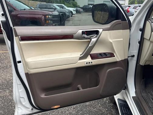 White 2018 Lexus GX 460 GX 460 4WD