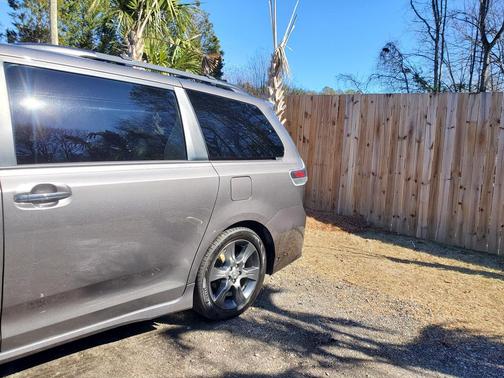 2015 Toyota Sienna SE