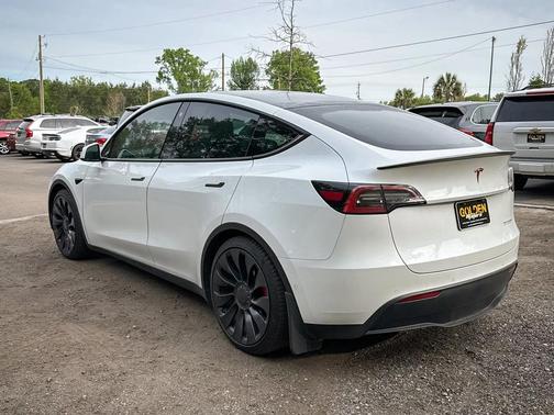White 2021 Tesla Model Y Performance AWD