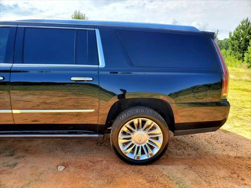 2016 Cadillac Escalade ESV Platinum