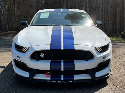 2016 Ford Shelby GT350 Base
