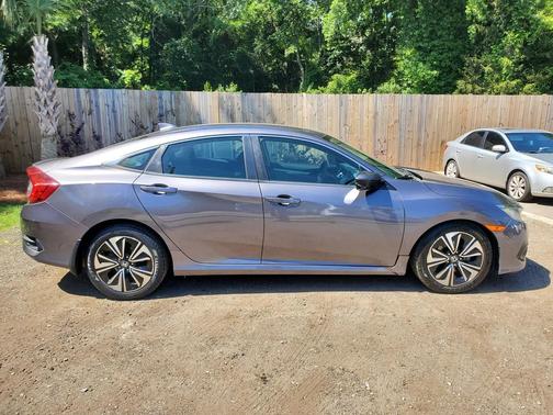 Gray 2017 Honda Civic EX-T