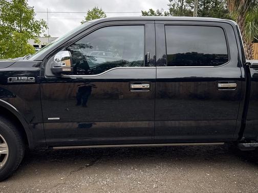 2017 Ford F-150 Platinum